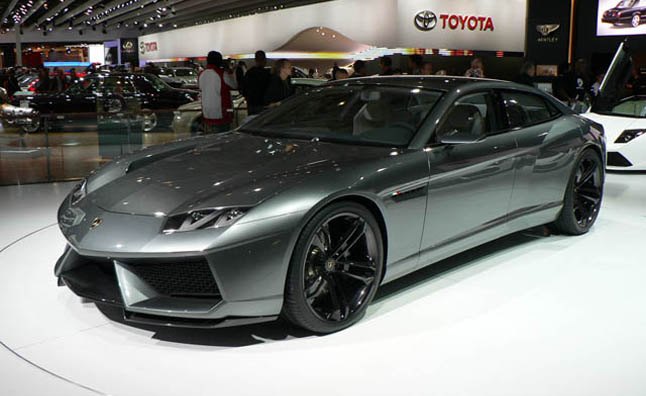 Keturvietis „Lamborghini Aventador“ koncepcinis automobilis atvyksta į Ženevos automobilių parodą post thumbnail image